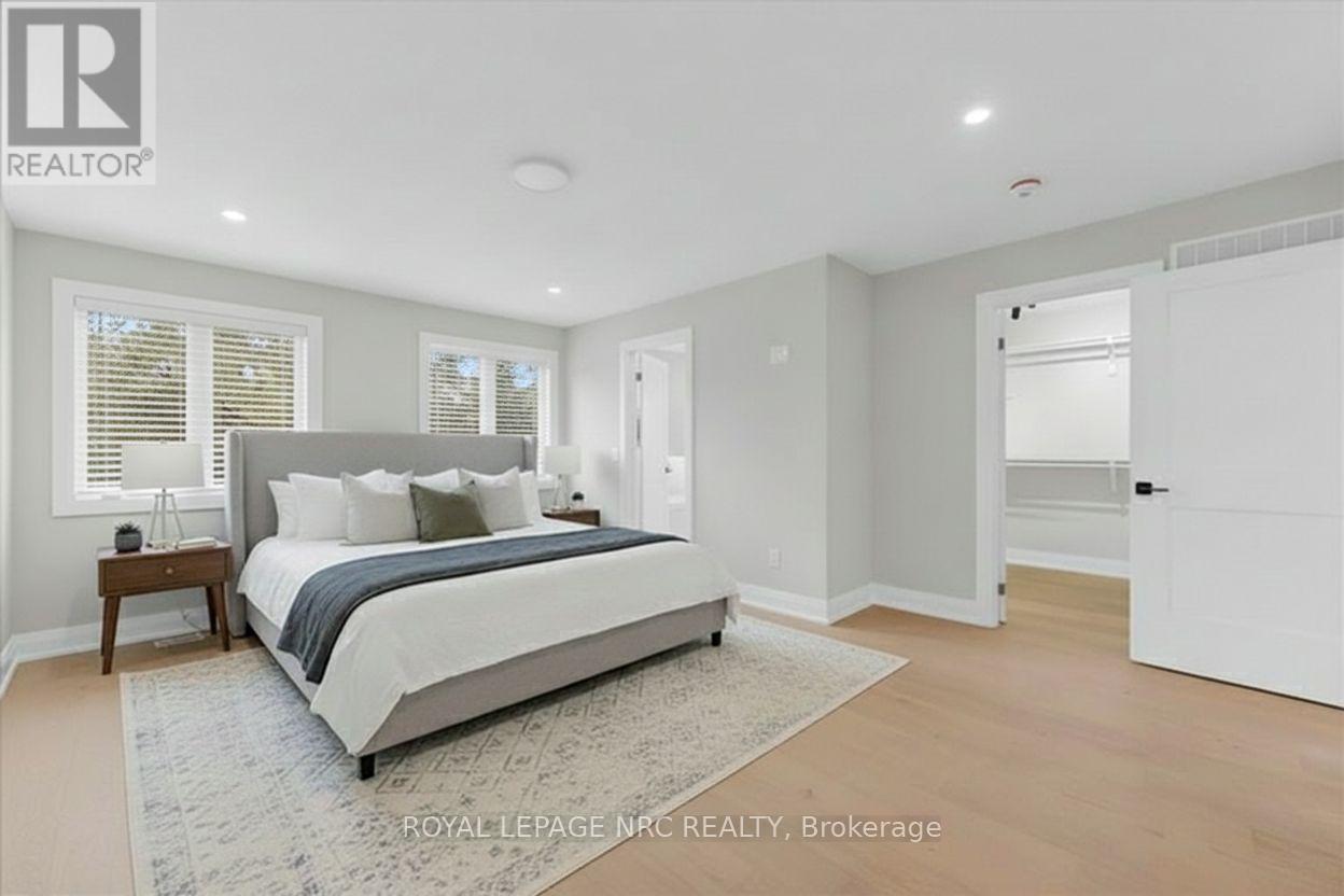 












66 PAGE STREET

,
Port Colborne (Bethel),




Ontario
L3K5V1

