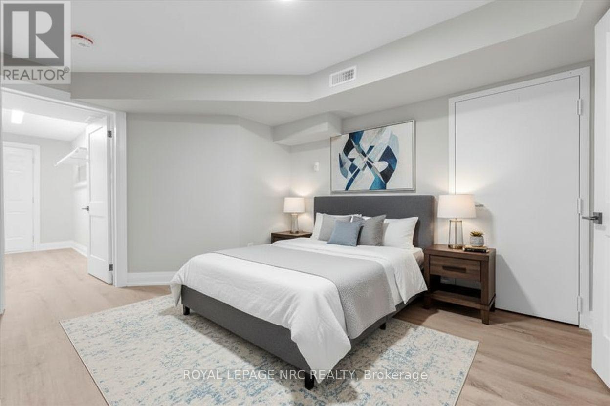 












66 PAGE STREET

,
Port Colborne (Bethel),




Ontario
L3K5V1

