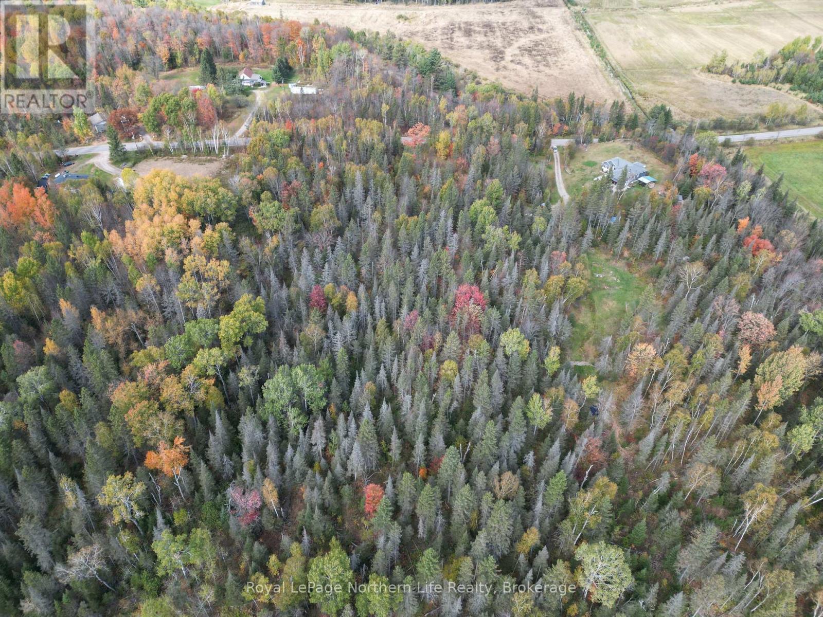 












CHISWICK LINE HIMSWORTH CON 10 PT LOT 5 LINE

,
Powassan,







Ontario
P0H1Z0

