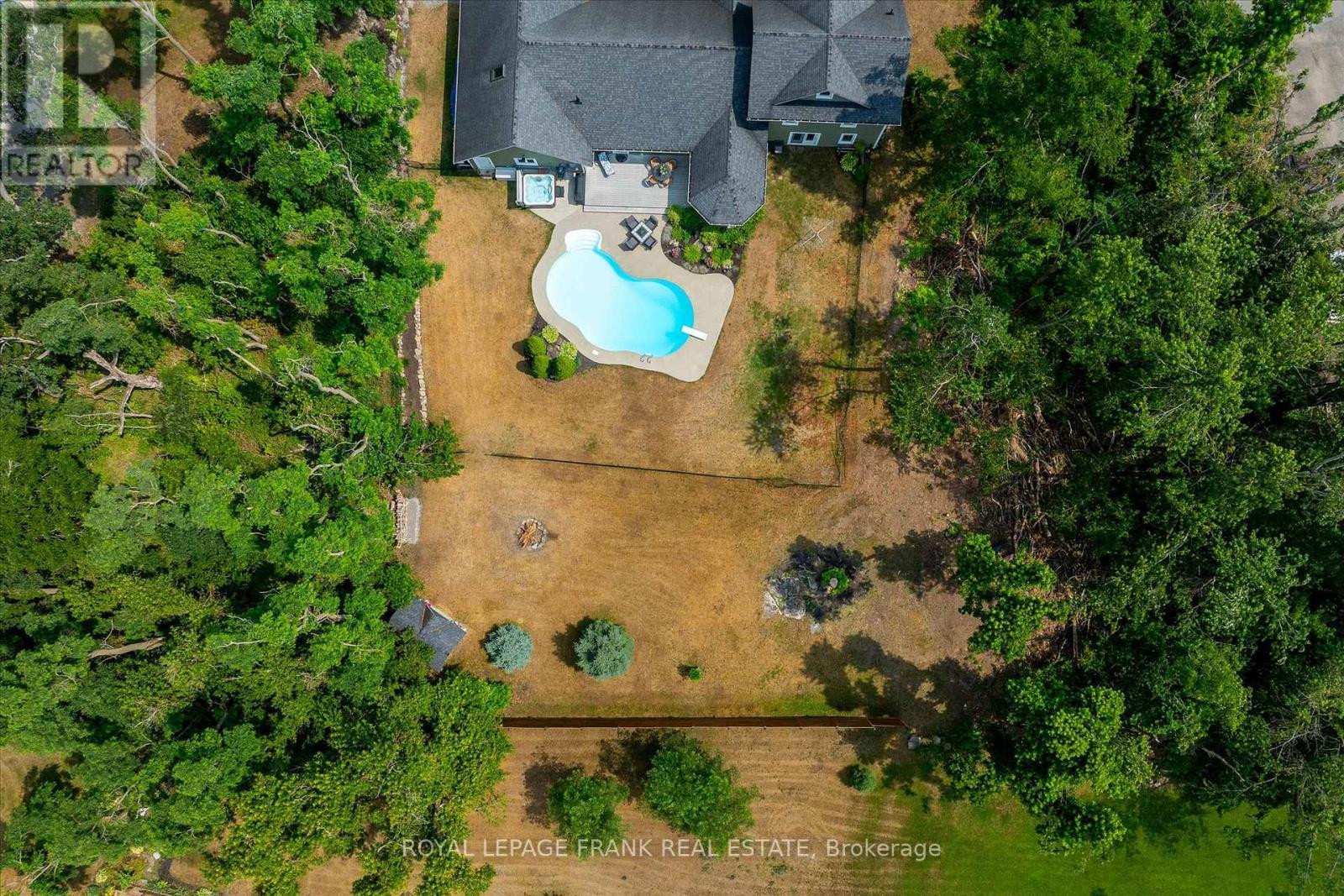 












1898 LAKEHURST ROAD

,
Trent Lakes,




Ontario
K0L1J0

