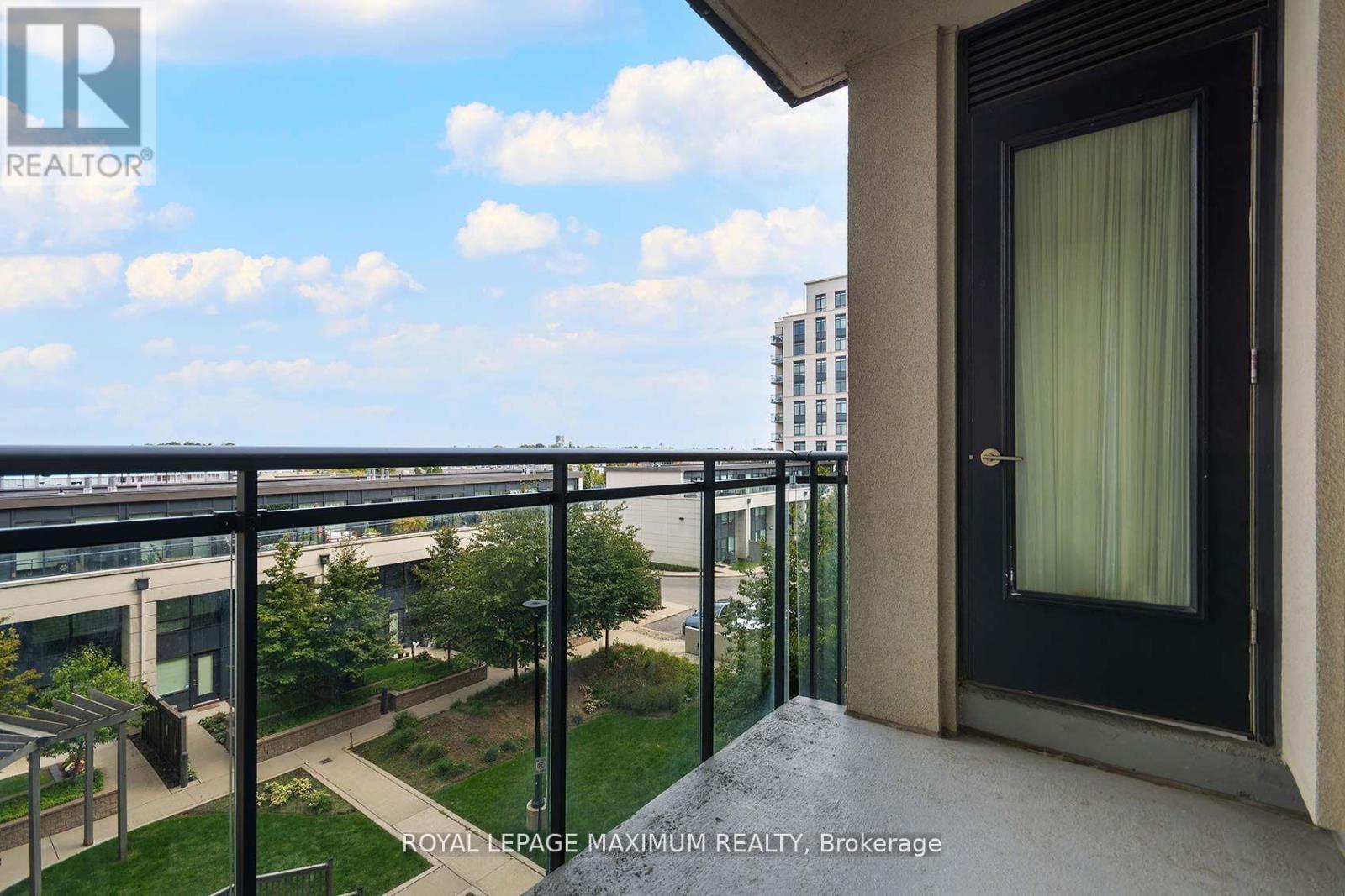 












312 - 12 WOODSTREAM BOULEVARD

,
Vaughan,




Ontario
L4L8C4


