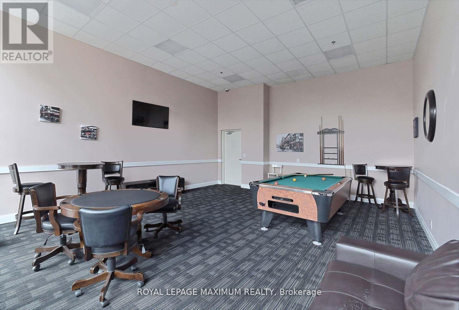 












312 - 12 WOODSTREAM BOULEVARD

,
Vaughan,




Ontario
L4L8C4


