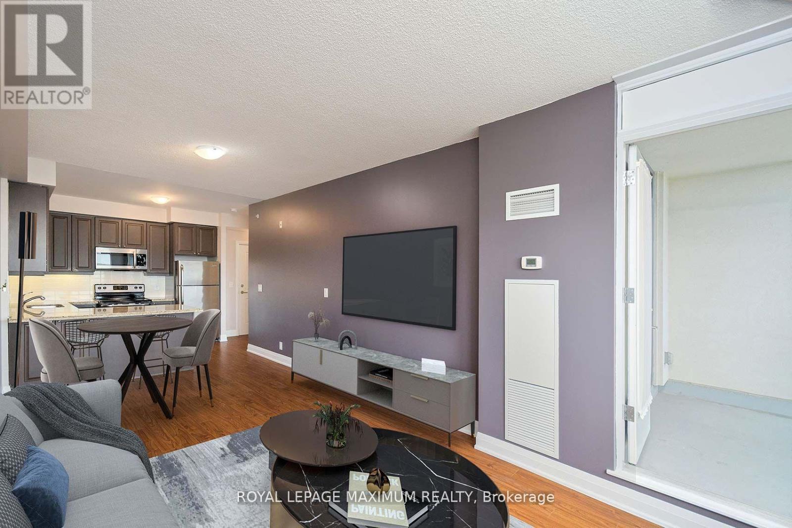 












312 - 12 WOODSTREAM BOULEVARD

,
Vaughan,




Ontario
L4L8C4

