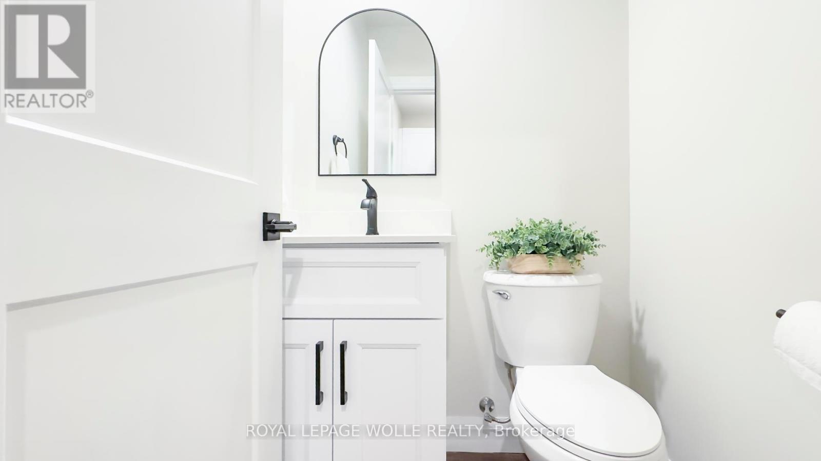 












97 WELL STREET

,
Stratford,




Ontario
N5A4L9

