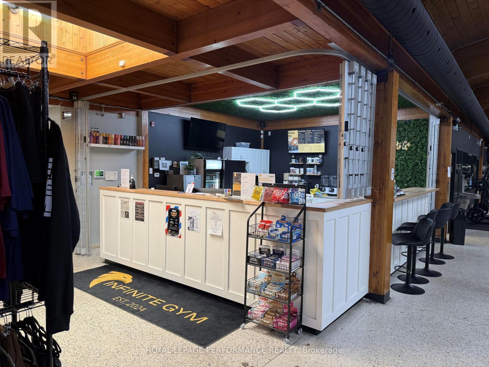 












162 BON PASTEUR STREET

,
Hawkesbury,




Ontario
K6A2K5

