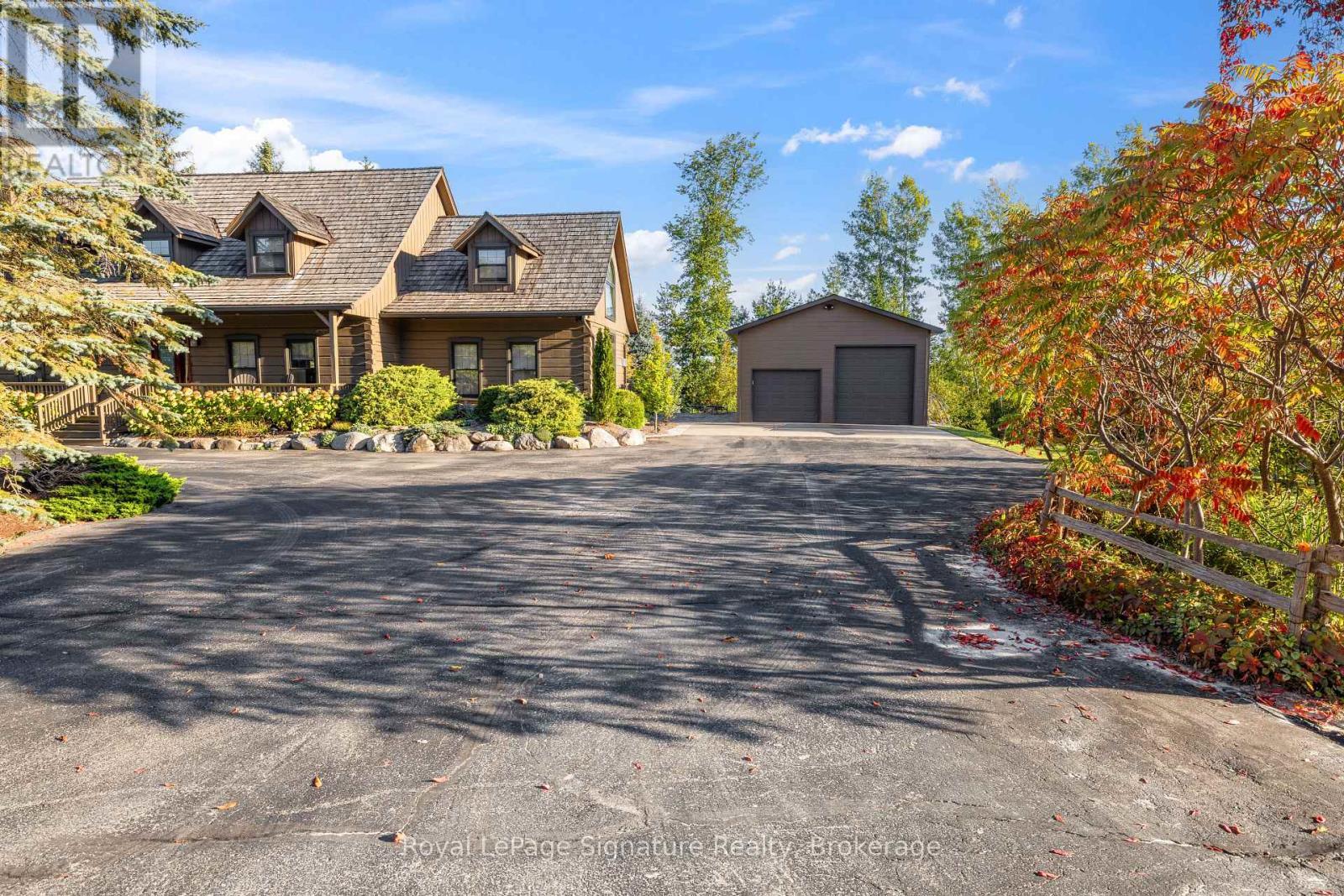 












133 OLD LAKESHORE ROAD

,
Blue Mountains,




Ontario
N0H1J0


