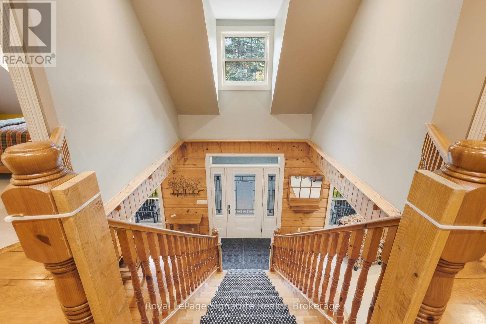 












133 OLD LAKESHORE ROAD

,
Blue Mountains,




Ontario
N0H1J0

