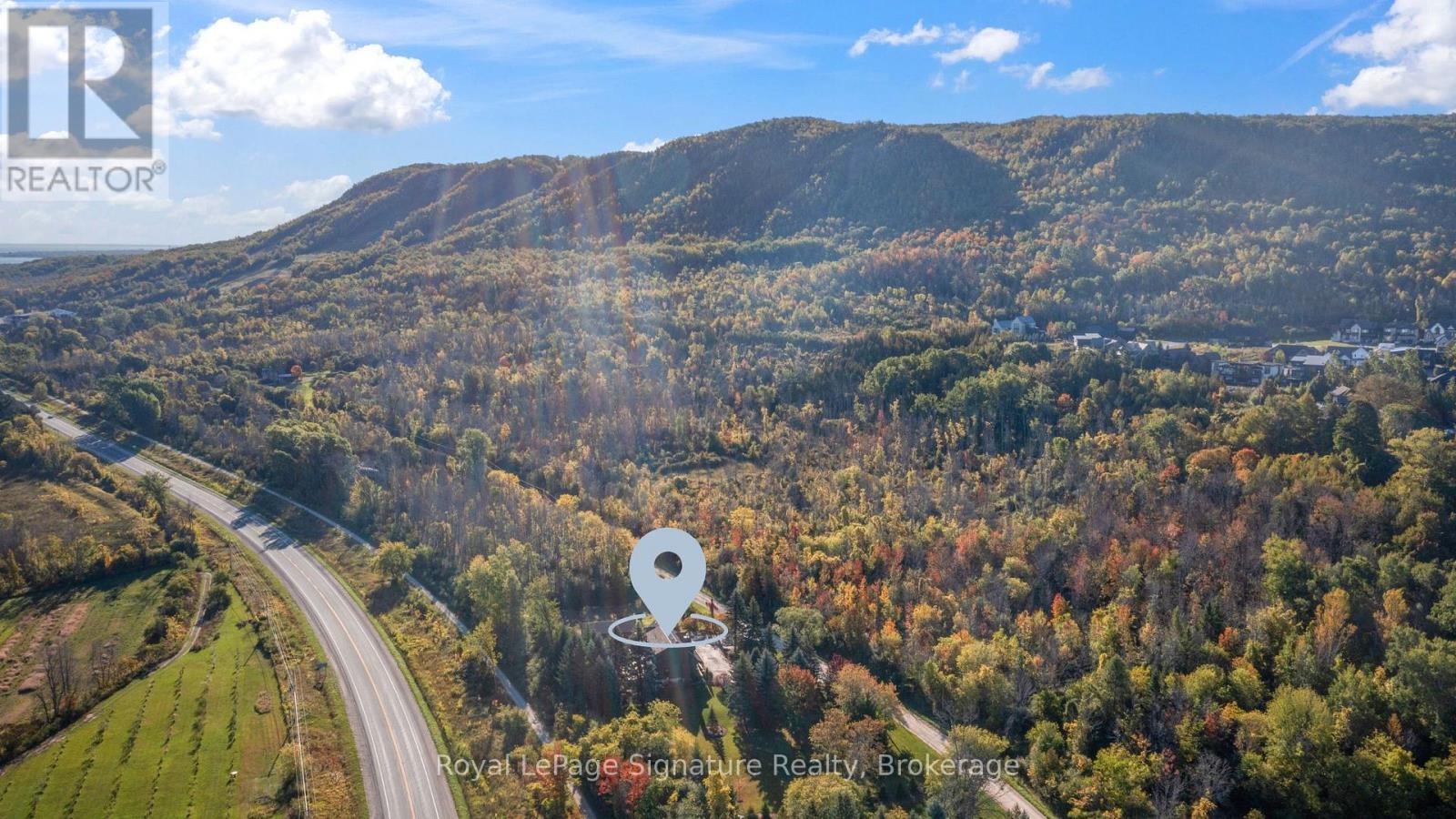 












133 OLD LAKESHORE ROAD

,
Blue Mountains,




Ontario
N0H1J0

