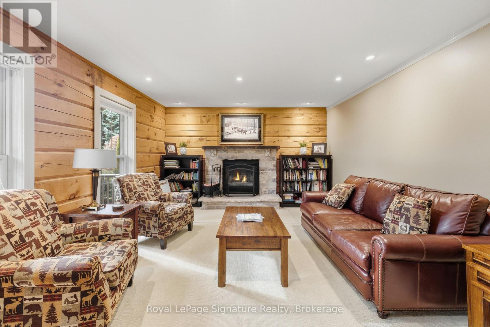 












133 OLD LAKESHORE ROAD

,
Blue Mountains,




Ontario
N0H1J0

