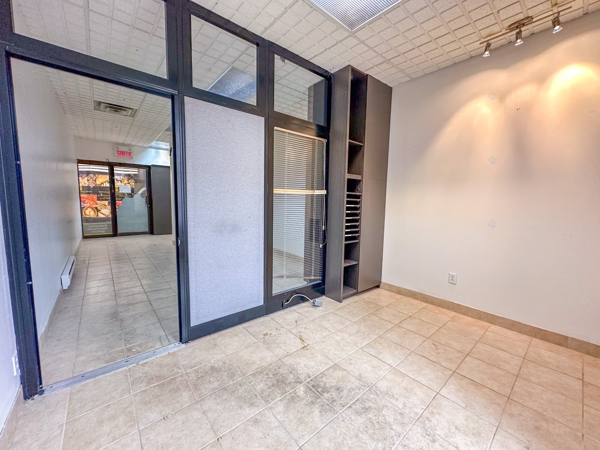 









1111


Rue St-Urbain

, M04,
Montréal (Ville-Marie),




QC
H2Z1Y6

