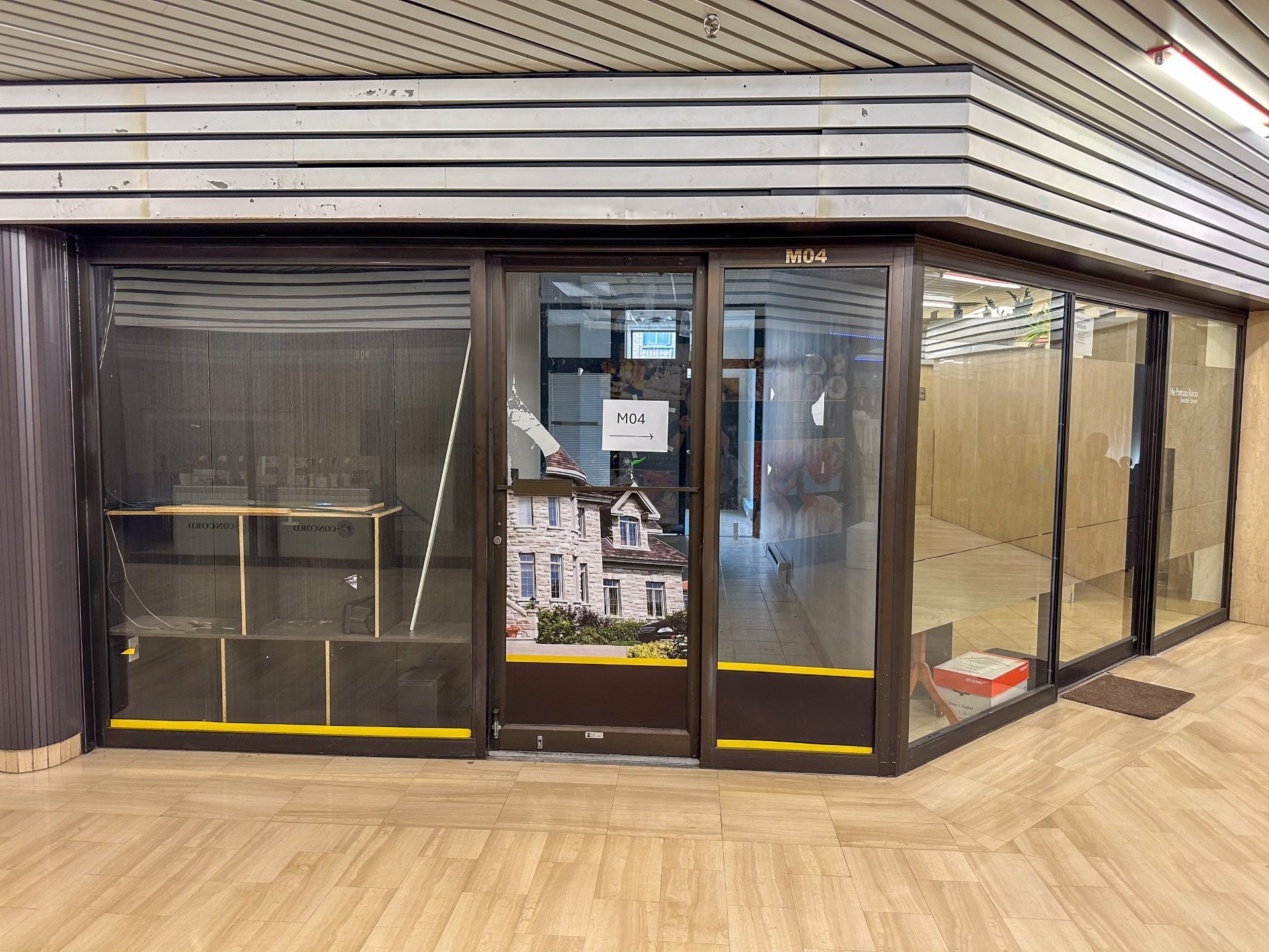 









1111


Rue St-Urbain

, M04,
Montréal (Ville-Marie),




QC
H2Z1Y6

