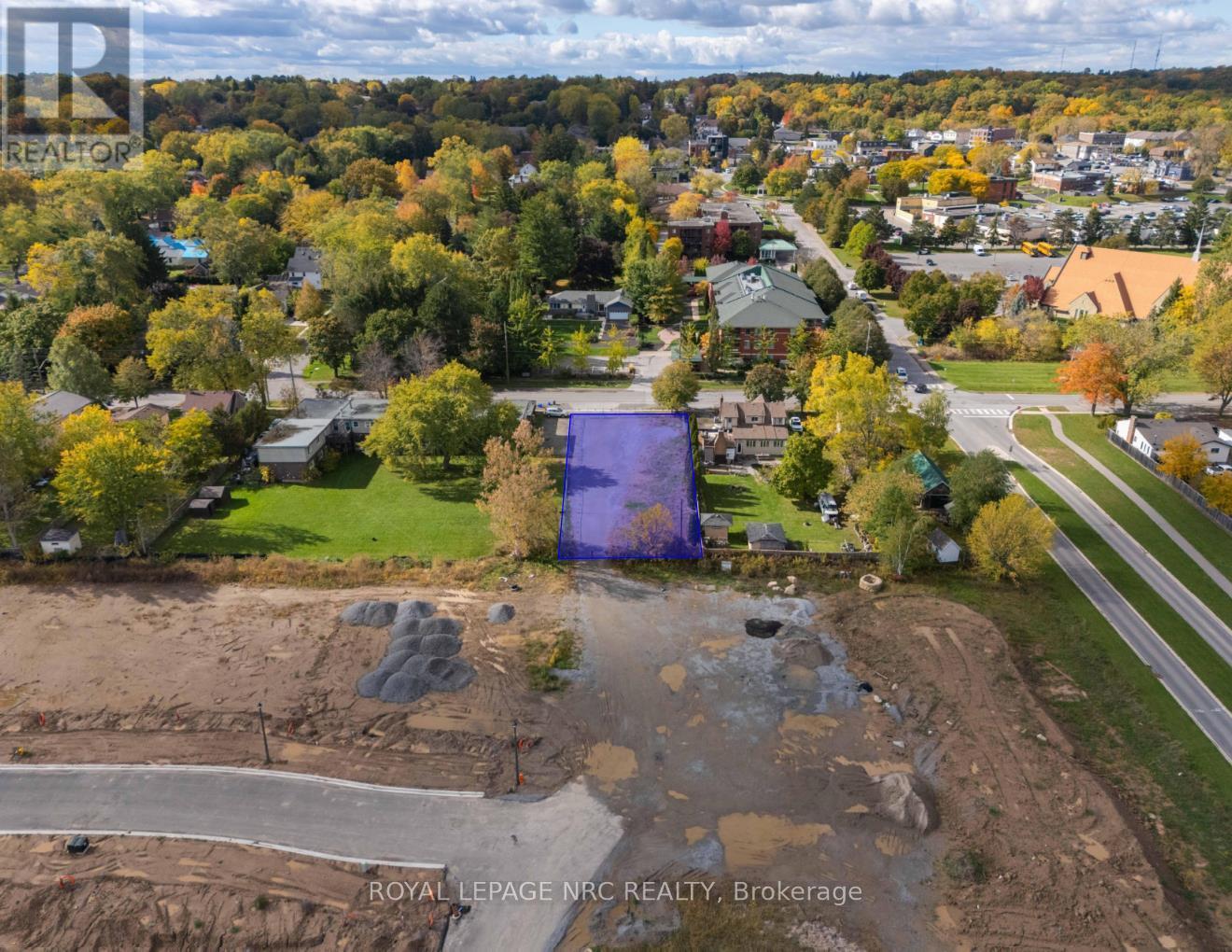 












1395 STATION STREET

,
Pelham (Fonthill),







Ontario
L0S1E3

