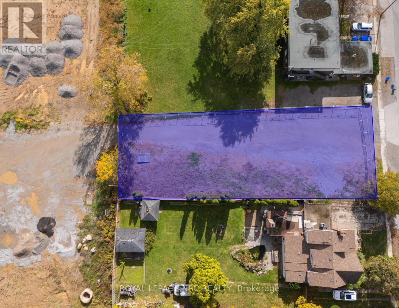 












1395 STATION STREET

,
Pelham (Fonthill),







Ontario
L0S1E3

