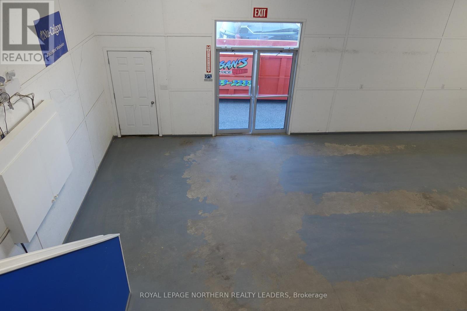 












1034 POWER AVENUE

,
Timmins (MTJ - Main Area),




Ontario
P4N3Y7

