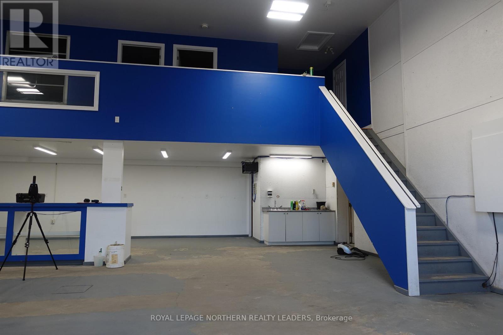 












1034 POWER AVENUE

,
Timmins (MTJ - Main Area),




Ontario
P4N3Y7

