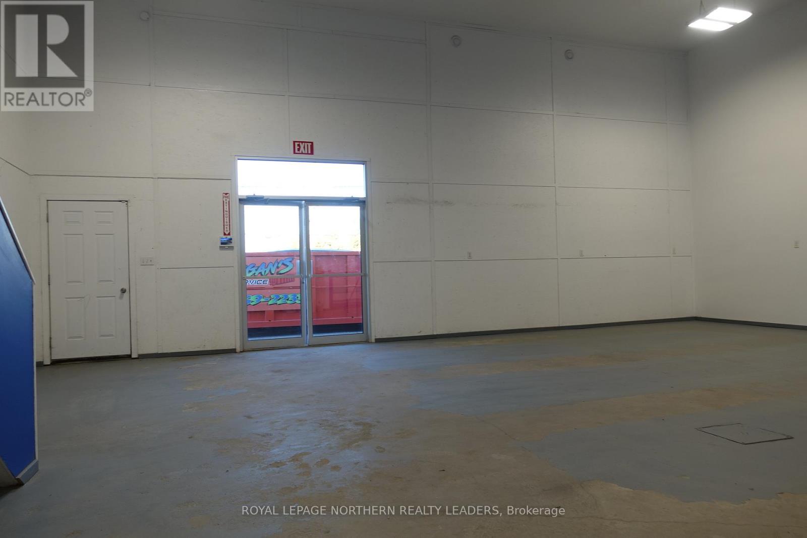 












1034 POWER AVENUE

,
Timmins (MTJ - Main Area),




Ontario
P4N3Y7

