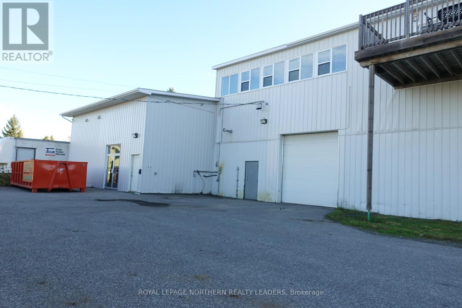 












1034 POWER AVENUE

,
Timmins (MTJ - Main Area),




Ontario
P4N3Y7

