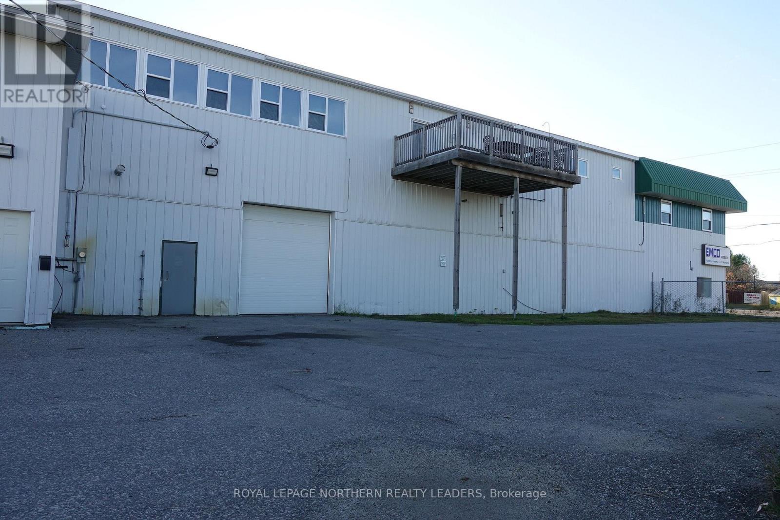 












1034 POWER AVENUE

,
Timmins (MTJ - Main Area),




Ontario
P4N3Y7

