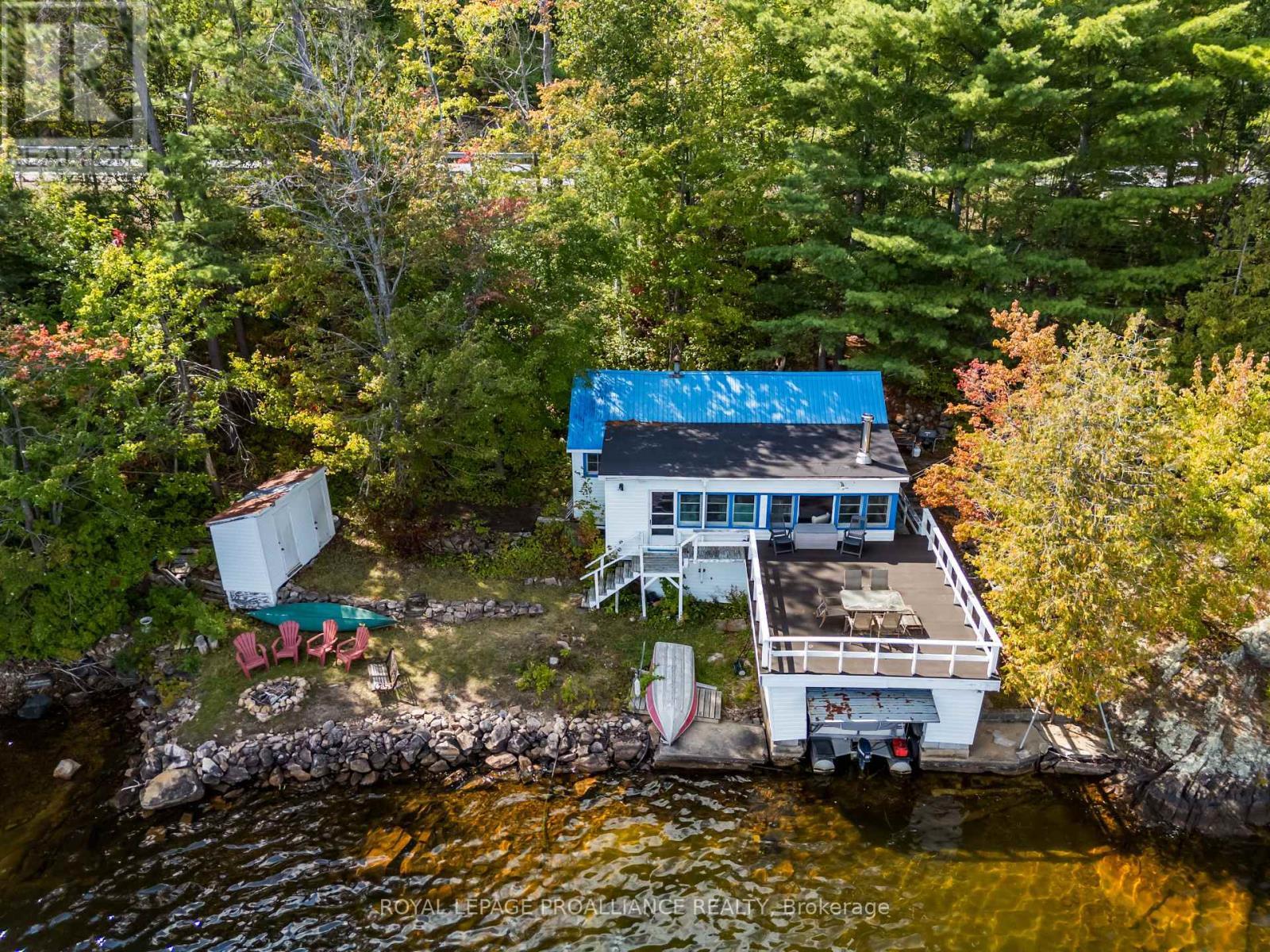 












17547 HIGHWAY 41

,
Addington Highlands (Addington Highlands),




Ontario
K0H1K0

