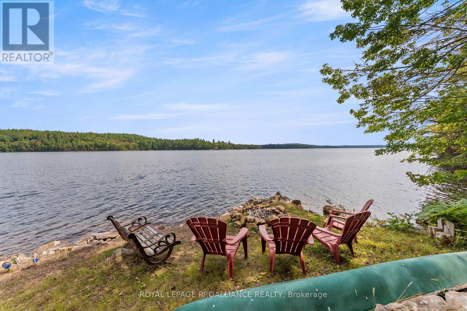 












17547 HIGHWAY 41

,
Addington Highlands (Addington Highlands),




Ontario
K0H1K0

