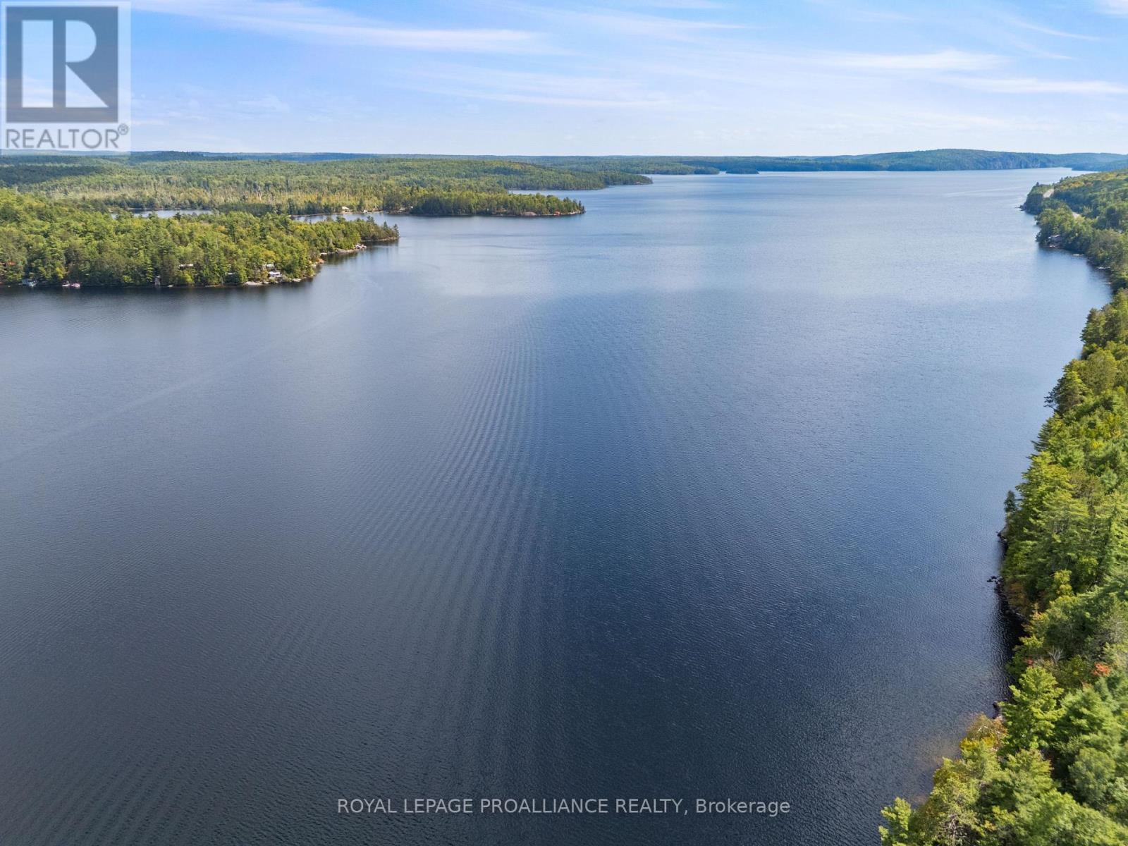












17547 HIGHWAY 41

,
Addington Highlands (Addington Highlands),




Ontario
K0H1K0

