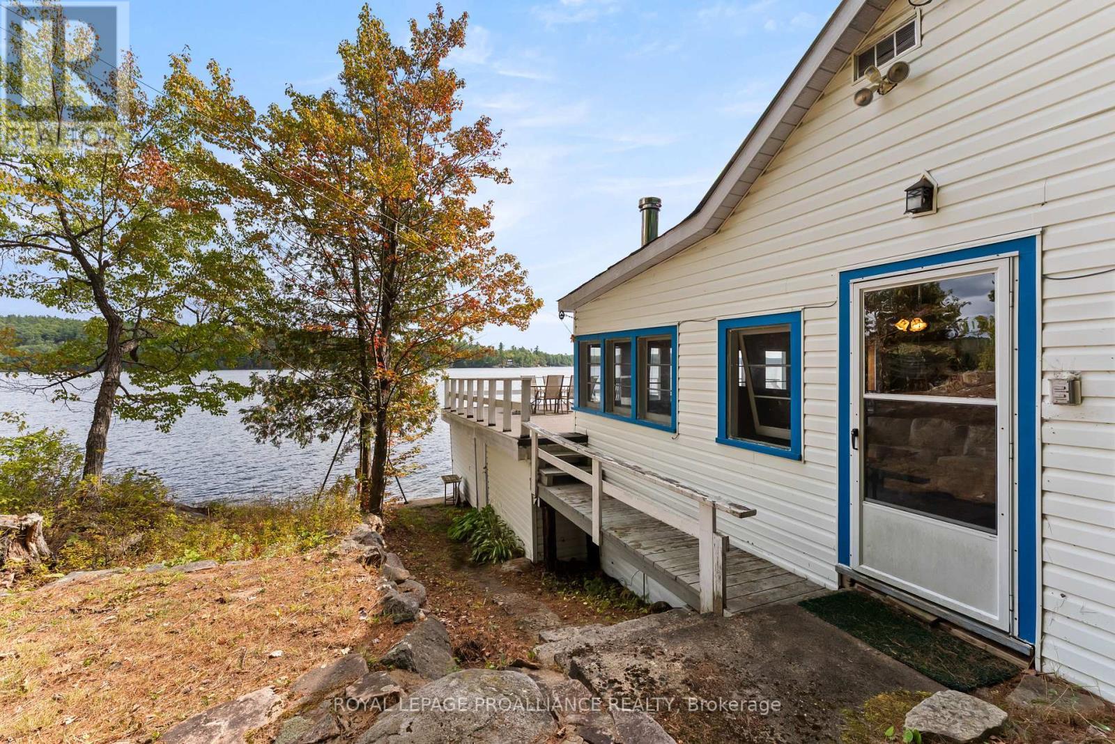 












17547 HIGHWAY 41

,
Addington Highlands (Addington Highlands),




Ontario
K0H1K0

