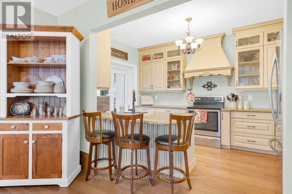 












1423 BLESSINGTON ROAD

,
Belleville (Thurlow Ward),




Ontario
K0K1V0

