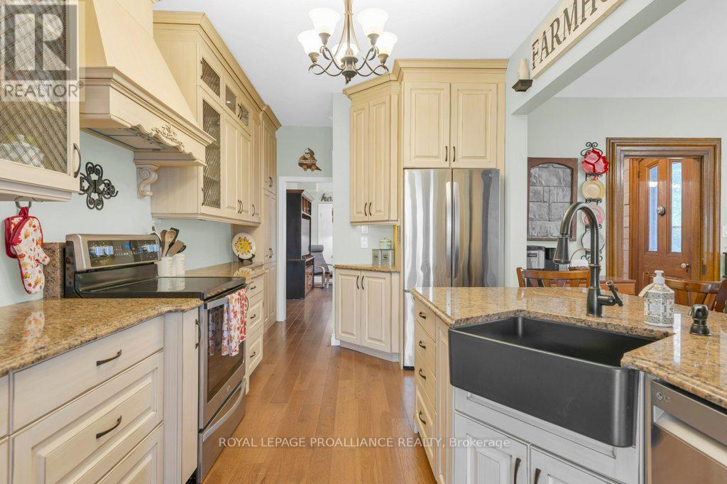 












1423 BLESSINGTON ROAD

,
Belleville (Thurlow Ward),




Ontario
K0K1V0

