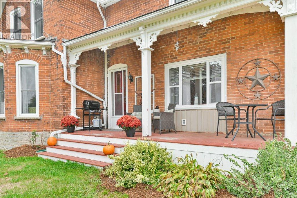 












1423 BLESSINGTON ROAD

,
Belleville (Thurlow Ward),




Ontario
K0K1V0

