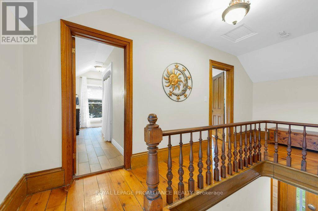 












1423 BLESSINGTON ROAD

,
Belleville (Thurlow Ward),




Ontario
K0K1V0

