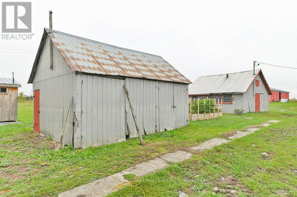 












1423 BLESSINGTON ROAD

,
Belleville (Thurlow Ward),




Ontario
K0K1V0

