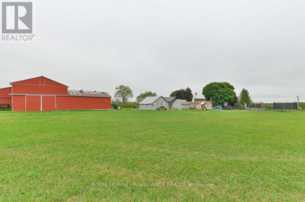 












1423 BLESSINGTON ROAD

,
Belleville (Thurlow Ward),




Ontario
K0K1V0

