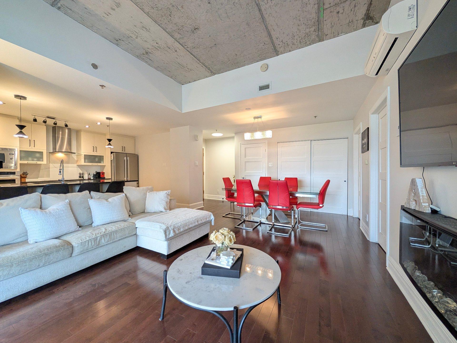 









2875


Av. du Cosmodôme

, 1003,
Laval (Chomedey),




QC
H7T0E3

