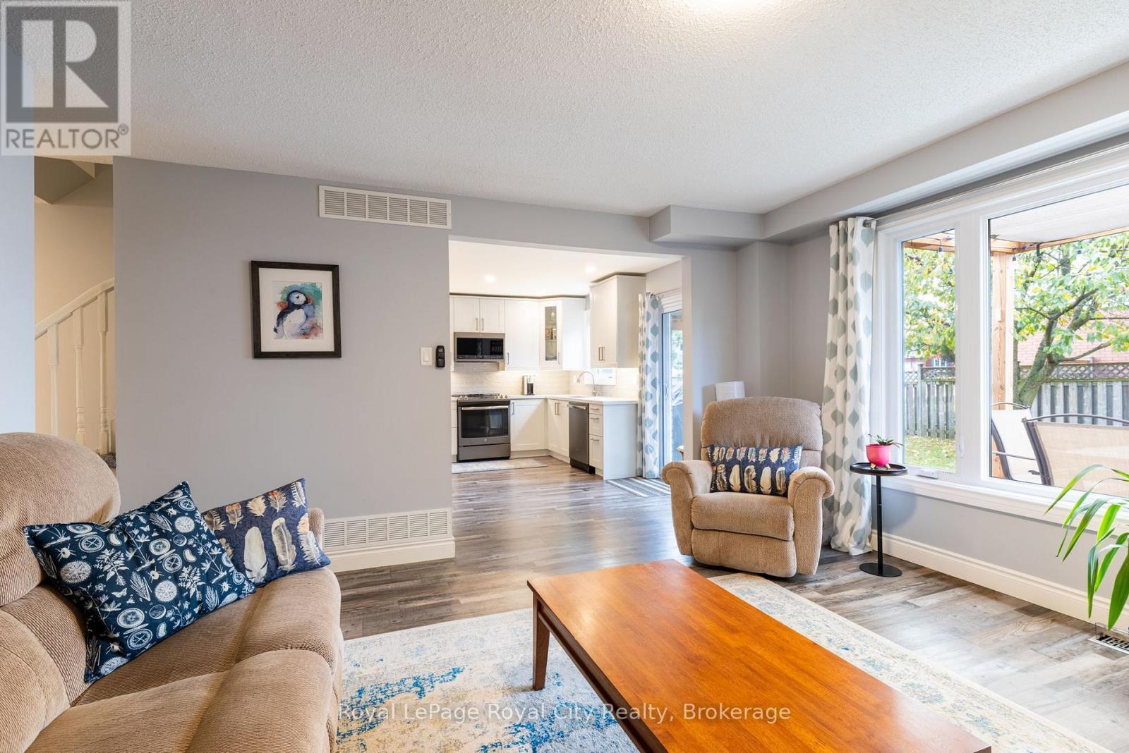 












118 STIRLING MACGREGOR DRIVE

,
Cambridge,




Ontario
N1S4T4

