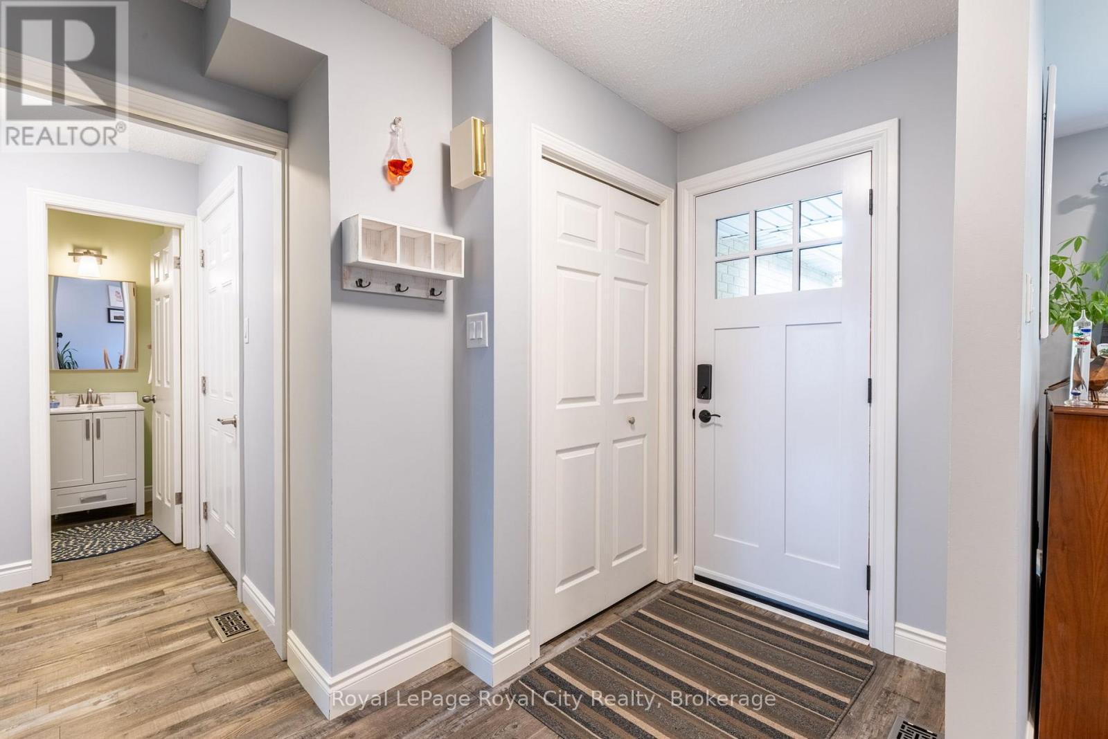 












118 STIRLING MACGREGOR DRIVE

,
Cambridge,




Ontario
N1S4T4

