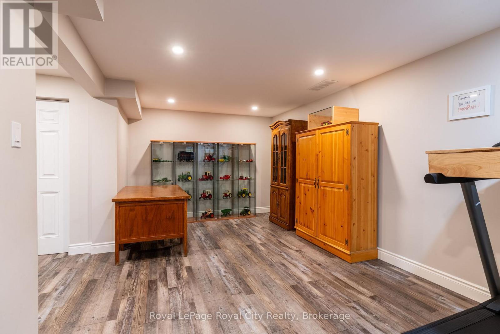 












118 STIRLING MACGREGOR DRIVE

,
Cambridge,




Ontario
N1S4T4

