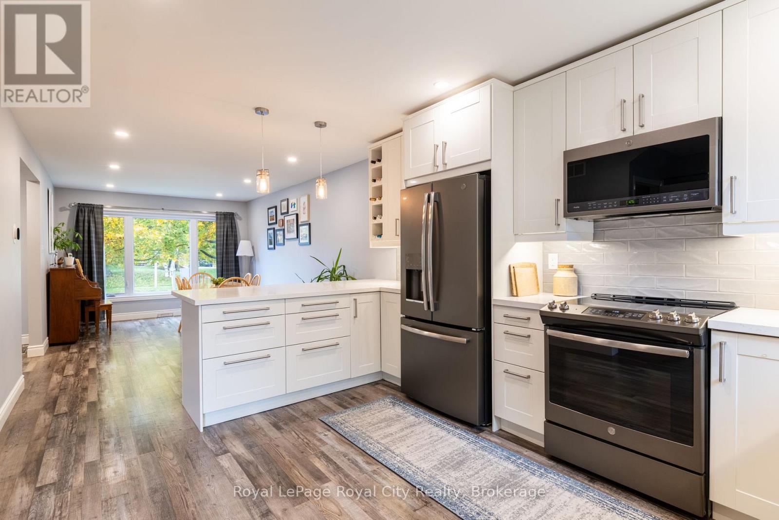 












118 STIRLING MACGREGOR DRIVE

,
Cambridge,




Ontario
N1S4T4

