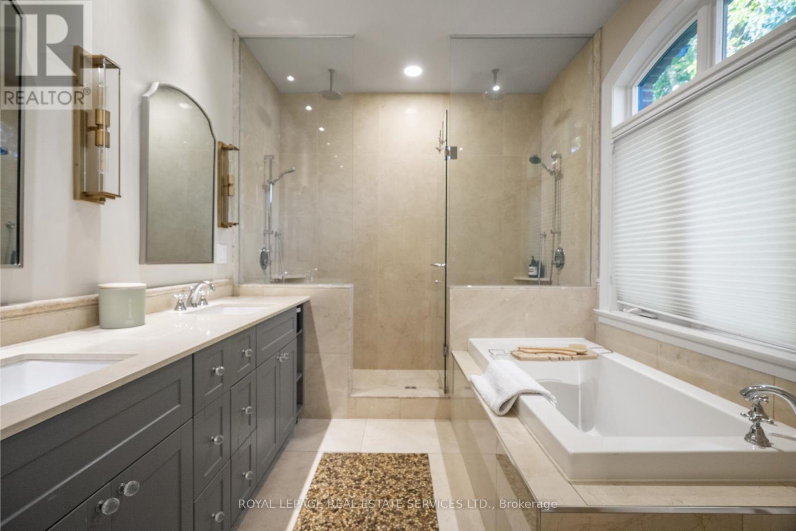 












132 STRATH AVENUE

,
Toronto,




Ontario
M8X1R5

