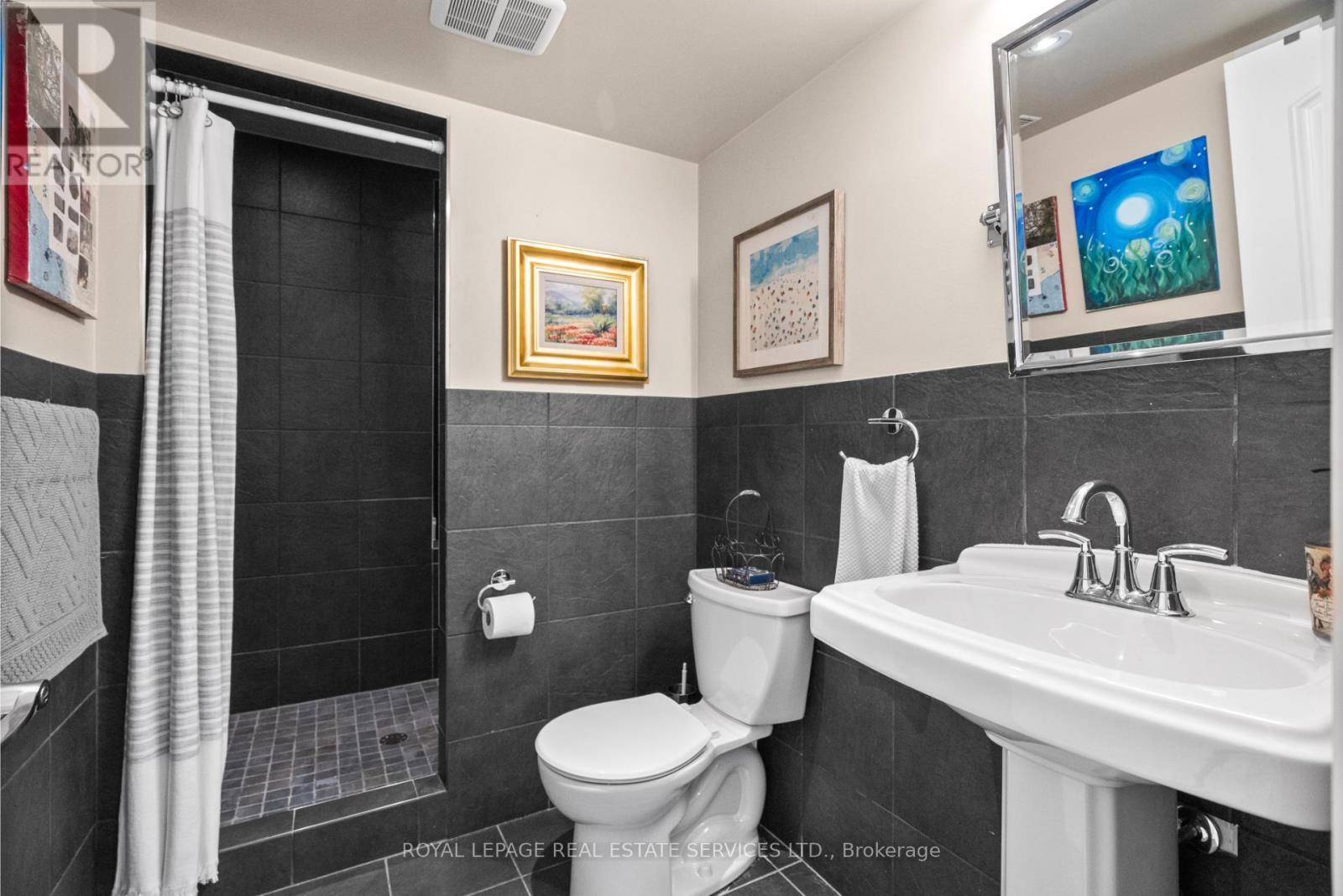 












132 STRATH AVENUE

,
Toronto,




Ontario
M8X1R5

