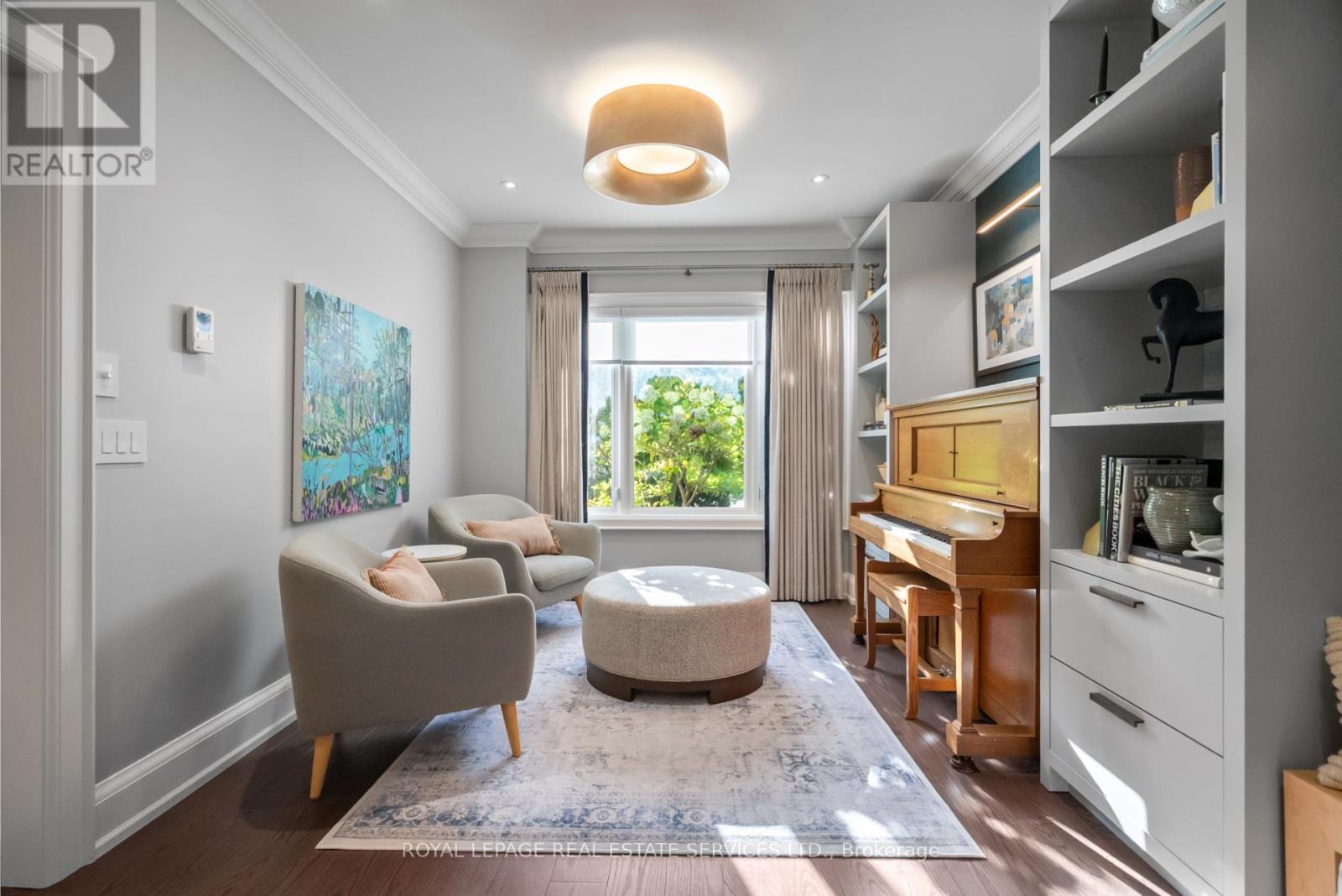 












132 STRATH AVENUE

,
Toronto,




Ontario
M8X1R5

