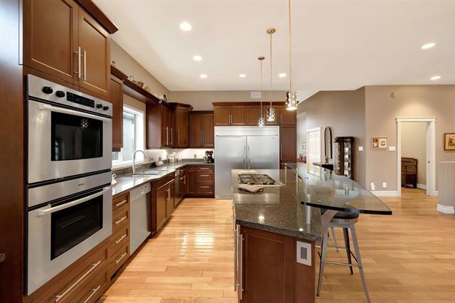 









101


Litchfield

BLVD, 15,
Winnipeg,




MB
R3P 2R4

