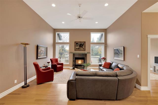 









101


Litchfield

BLVD, 15,
Winnipeg,




MB
R3P 2R4

