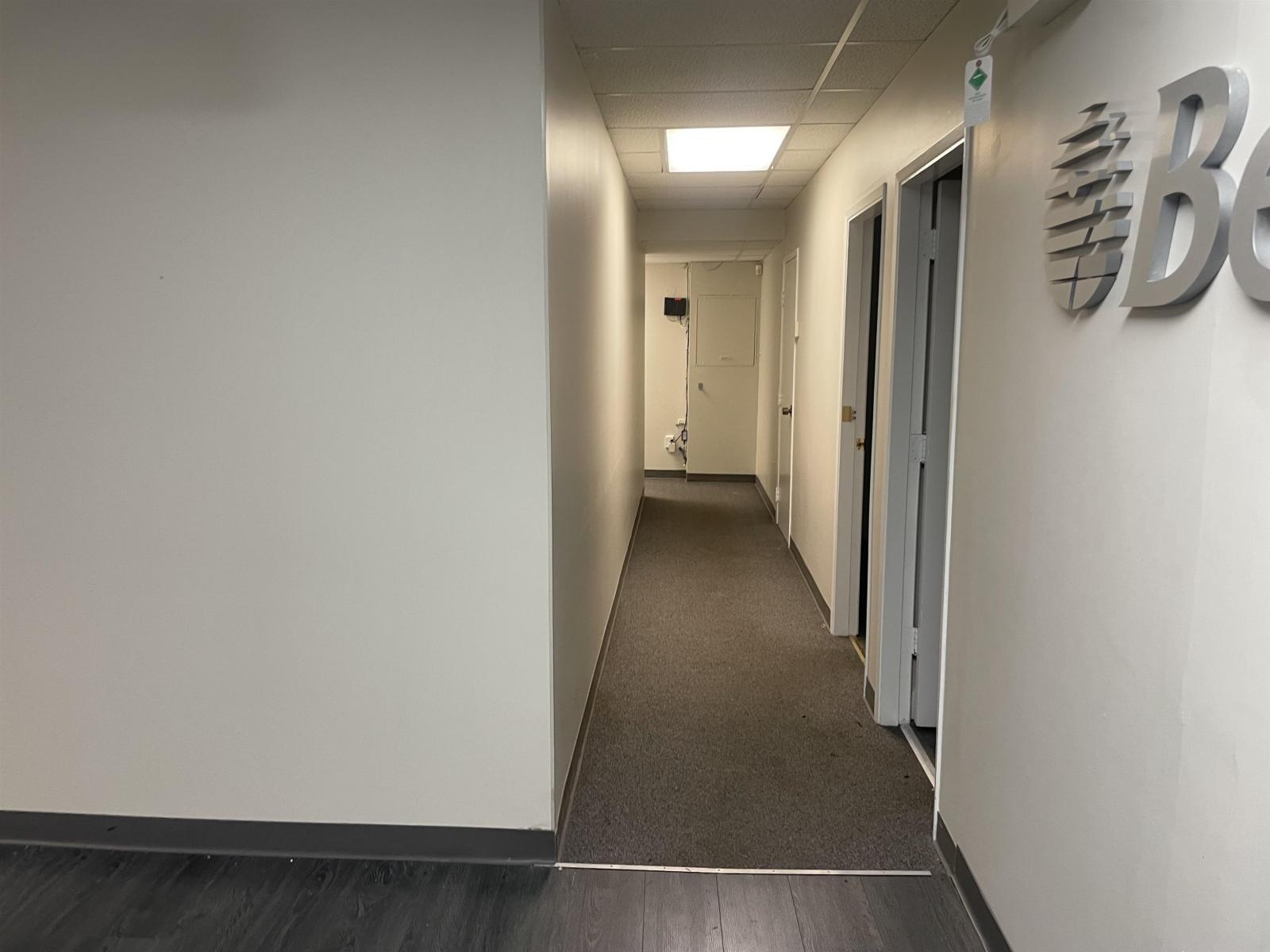 












7 15240 THRIFT AVENUE

,
White Rock,




British Columbia
V4B2L1

