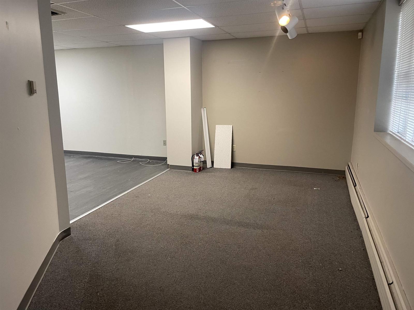 












7 15240 THRIFT AVENUE

,
White Rock,




British Columbia
V4B2L1

