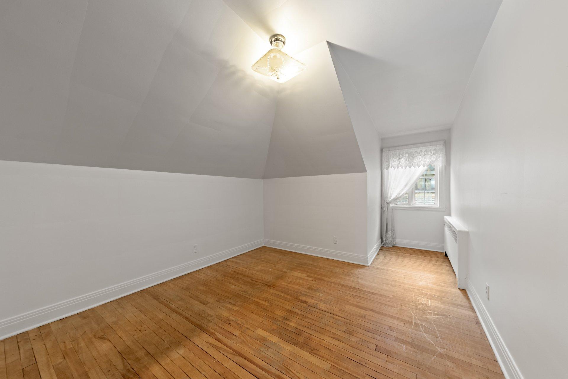 









5315


Boul. Gouin O.

,
Montréal (Ahuntsic-Cartierville),




QC
H4J1C6

