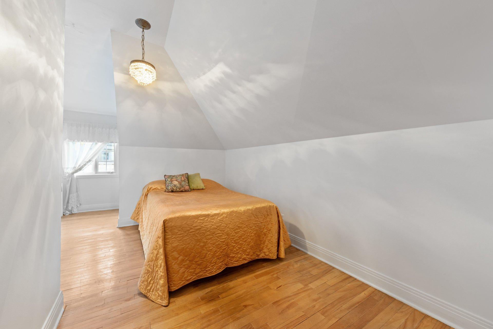 









5315


Boul. Gouin O.

,
Montréal (Ahuntsic-Cartierville),




QC
H4J1C6

