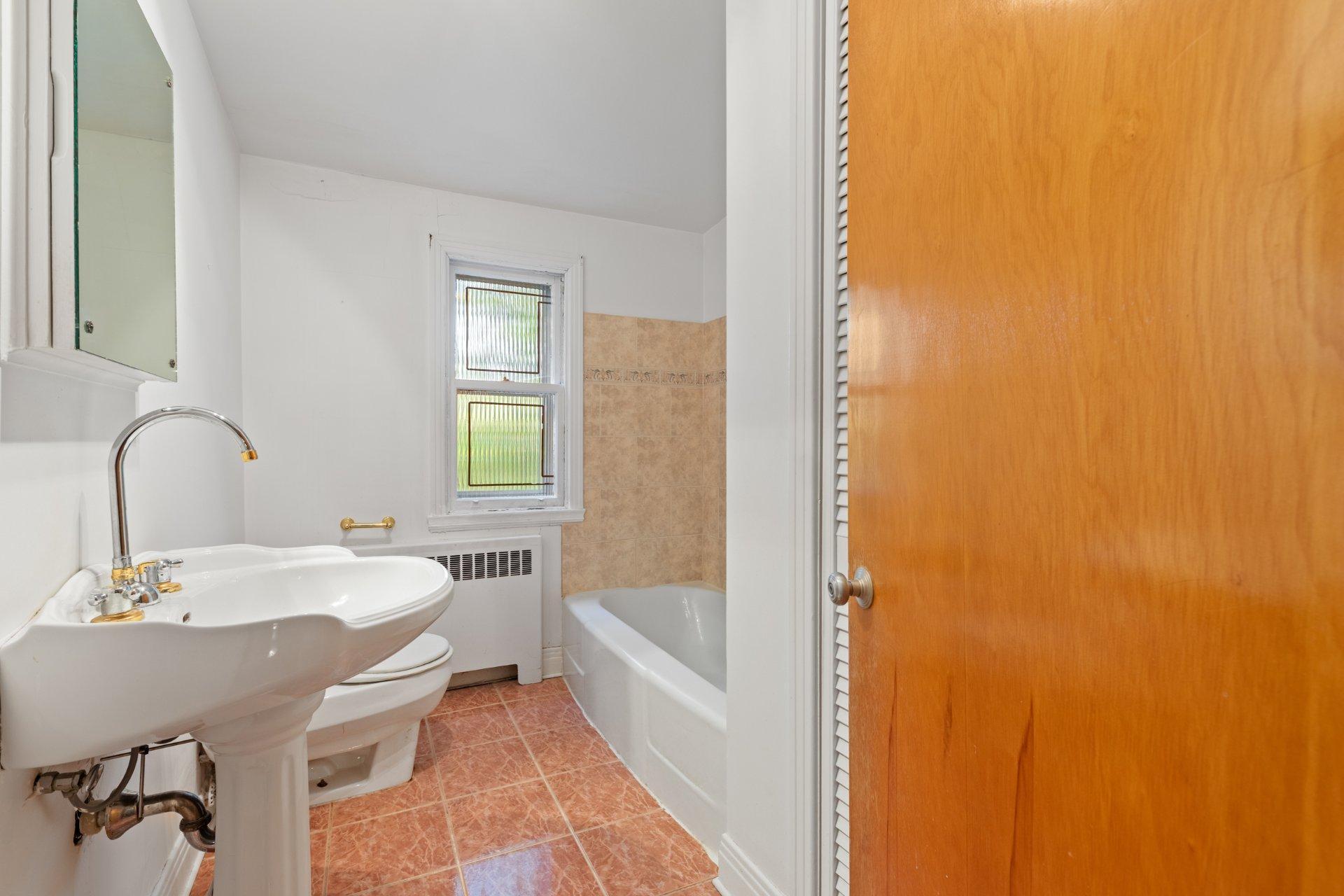 









5315


Boul. Gouin O.

,
Montréal (Ahuntsic-Cartierville),




QC
H4J1C6

