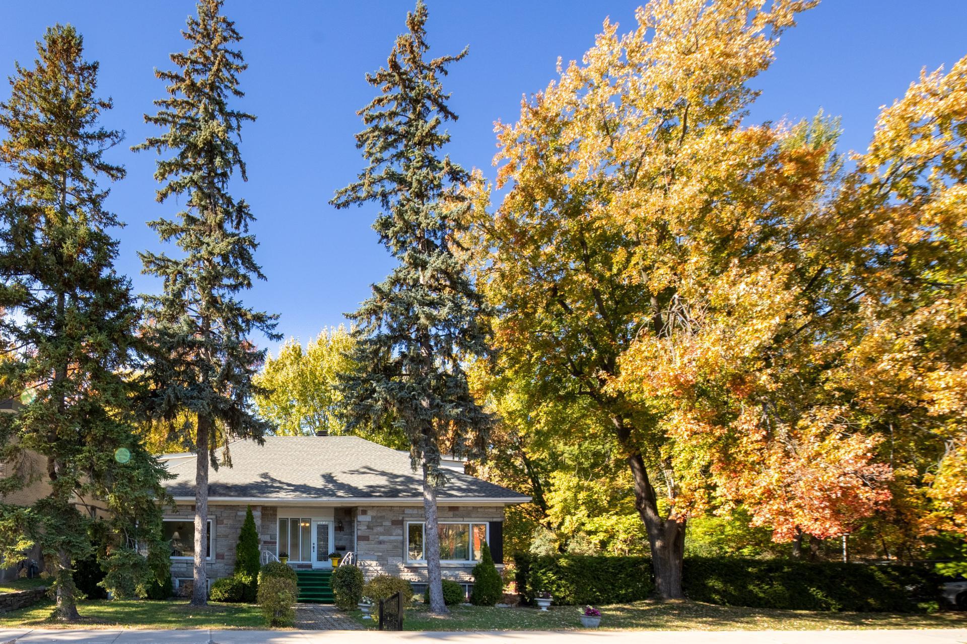 









5315


Boul. Gouin O.

,
Montréal (Ahuntsic-Cartierville),




QC
H4J1C6

