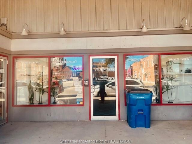 









44


Fourth

Street,
Chatham,




ON
N7M 2G2

