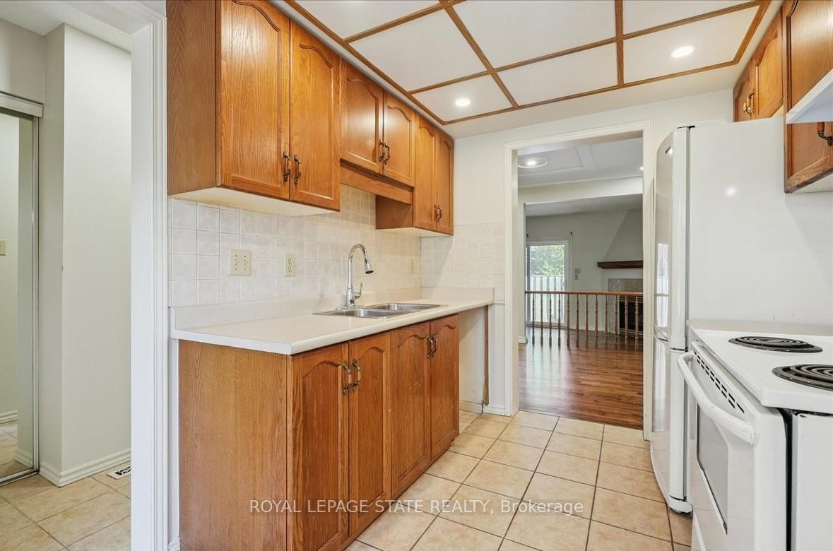 









503


Highway 8

N/A, 33,
Hamilton,




ON
L8G 5E2

